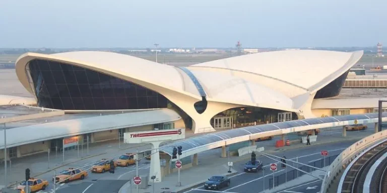 Air Canada JFK Terminal