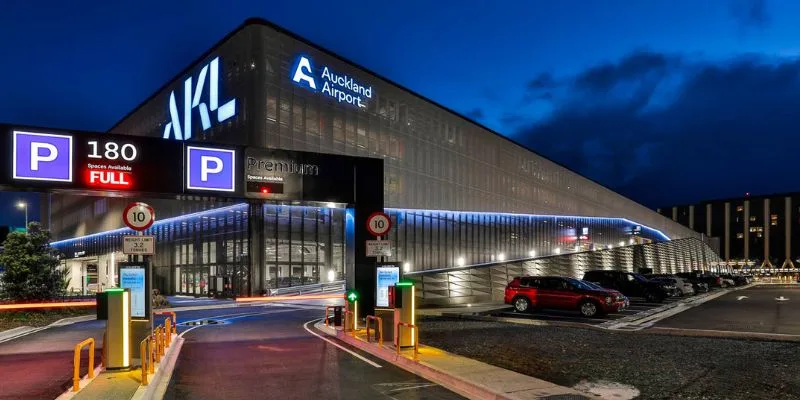 Singapore Airlines AKL Terminal – Auckland Airport
