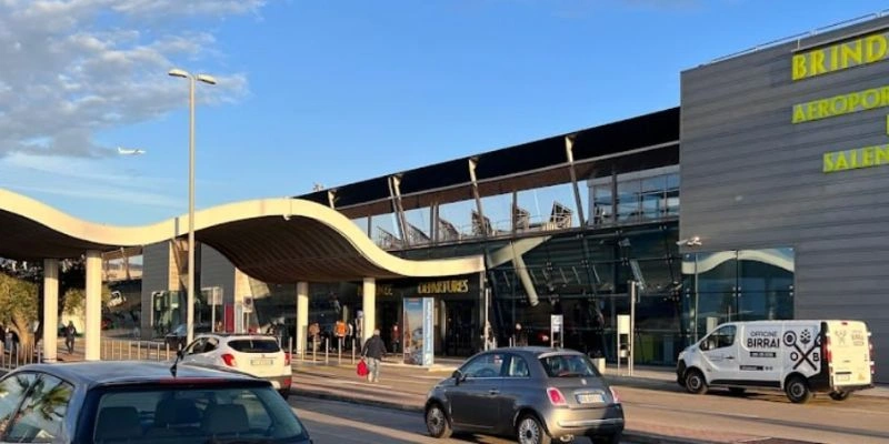 British Airways BDS Terminal – Brindisi Airport