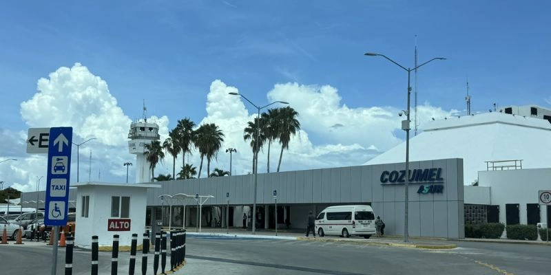 Delta Airlines CZM Terminal – Cozumel International Airport