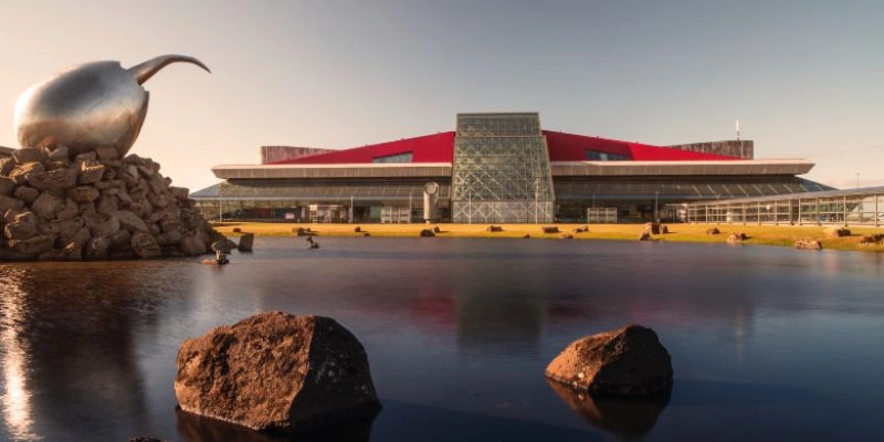 Delta Airlines KEF Terminal – Keflavík International Airport