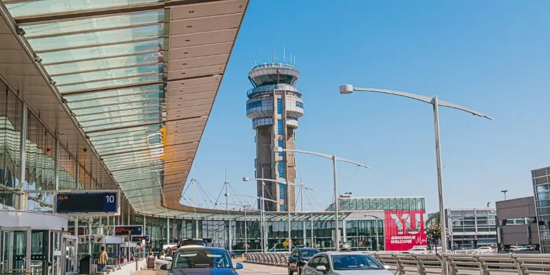Delta Airlines YUL Terminal – Montréal–Trudeau International Airport