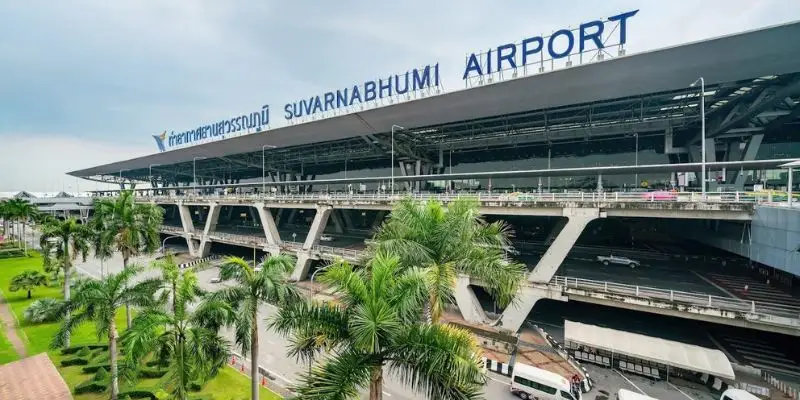 Emirates Airlines BKK Terminal – Suvarnabhumi Airport
