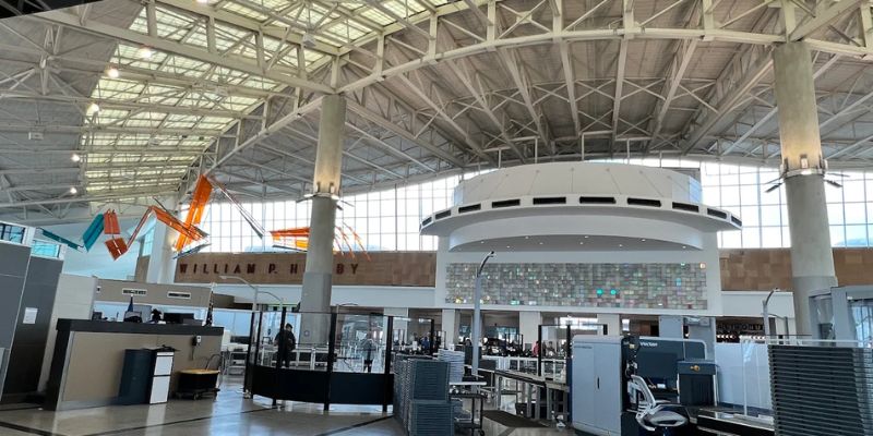 Delta Airlines HOU Terminal – William P. Hobby Airport