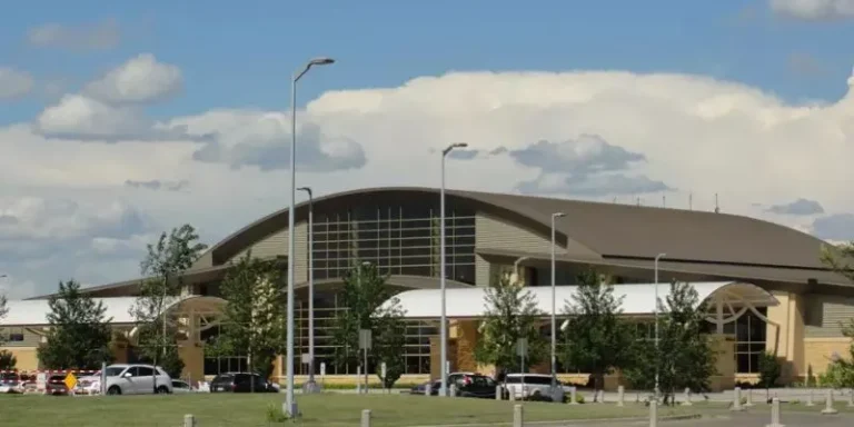 Bismarck Municipal Airport