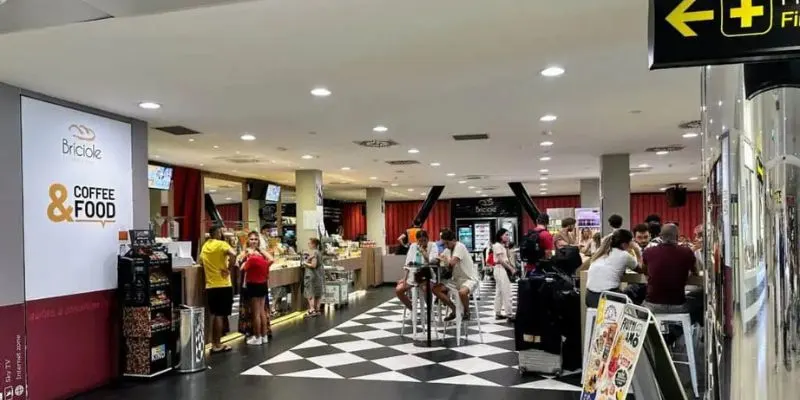 TAP Air Portugal FLR Terminal – Florence Airport