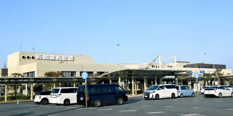 Kōchi Airport