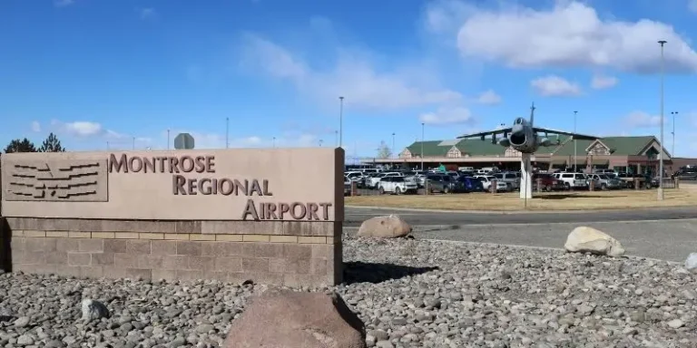 Montrose Regional Airport